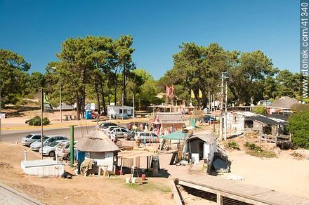 Puestos de venta y alquiler de artículos de pesca. - Punta del Este y balnearios cercanos - URUGUAY. Foto No. 41340