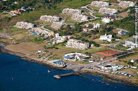 Complejo turístico - Punta del Este y balnearios cercanos - URUGUAY. Foto No. 41675