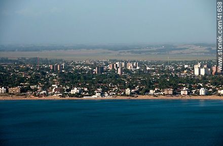 Playa Mansa, paradas 26 a 21. - Punta del Este y balnearios cercanos - URUGUAY. Foto No. 41638