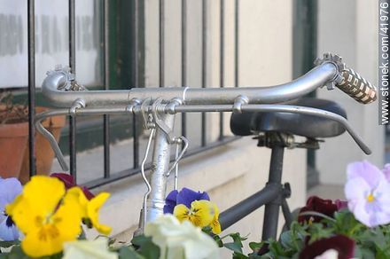 Manubrio de bicicleta - Departamento de Colonia - URUGUAY. Foto No. 41976