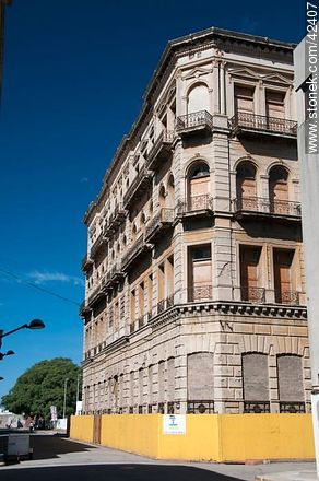 Ex Hotel Nacional  - Department of Montevideo - URUGUAY. Photo #42407
