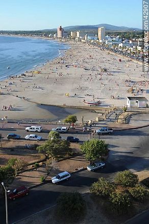 Playa de Piriápolis - Departamento de Maldonado - URUGUAY. Foto No. 42907