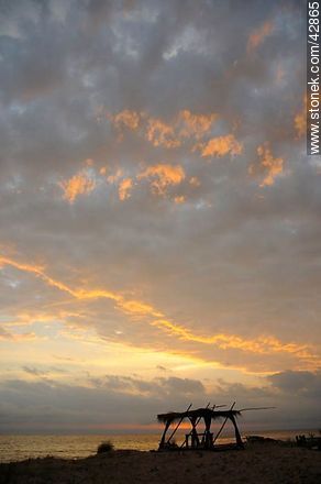 Sunset at sea. - Department of Maldonado - URUGUAY. Photo #42865