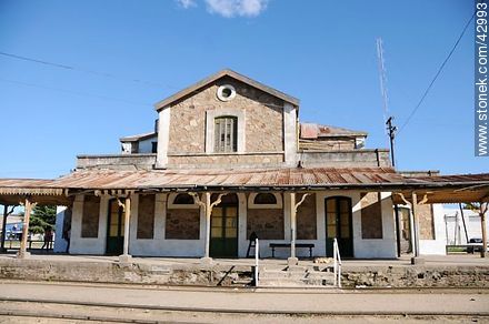 Estación de tren de Pando - Departamento de Canelones - URUGUAY. Foto No. 42993