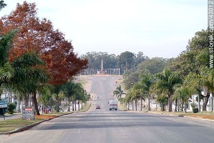 Bulevar del Bicentenario - Department of Canelones - URUGUAY. Photo #43012
