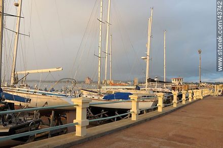 Boardwalk of the port of Piriápolis - Department of Maldonado - URUGUAY. Photo #43742