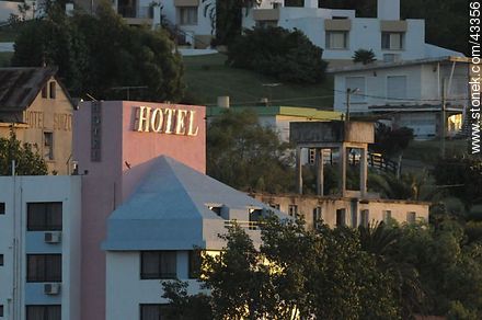 Hotel de Piriápolis - Departamento de Maldonado - URUGUAY. Foto No. 43356