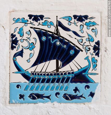 Galleon painted on a tile - Department of Florida - URUGUAY. Photo #44746