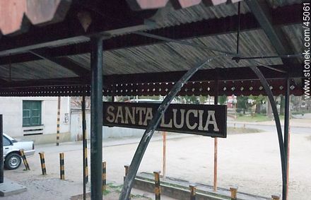 Estación Santa Lucía. - Departamento de Montevideo - URUGUAY. Foto No. 45061