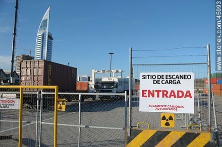 Escaner para análisis de carga de camiones. - Departamento de Montevideo - URUGUAY. Foto No. 45993
