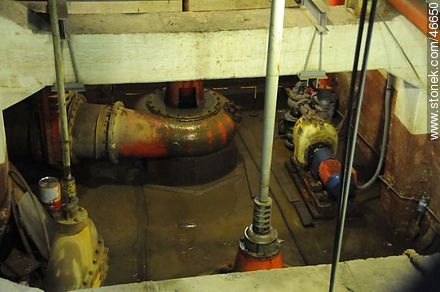 Pumps to extract water from the dry dock - Department of Montevideo - URUGUAY. Photo #46650