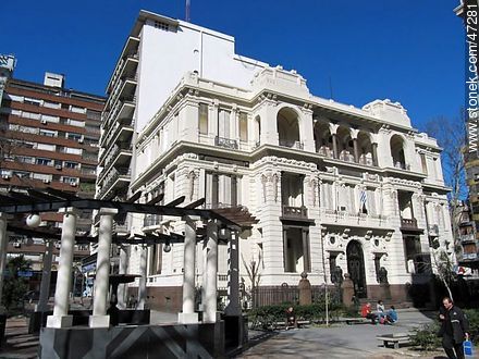 Palacio Francisco Piria. Building of the Supreme Court. - Department of Montevideo - URUGUAY. Photo #47281