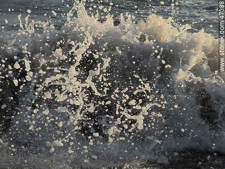 The sea crashing on the shore -  - MORE IMAGES. Photo #47388