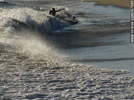 Wave foam on the shore - Department of Maldonado - URUGUAY. Photo #47566