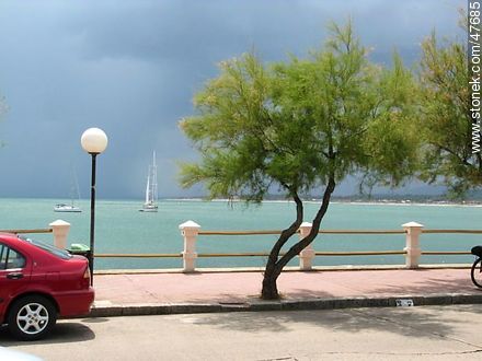 Stormy promenade - Department of Maldonado - URUGUAY. Photo #47685