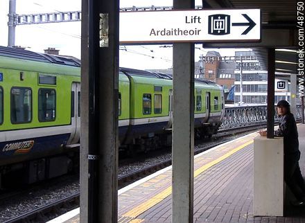 Train station - Ireland - BRITISH ISLANDS. Photo #48750