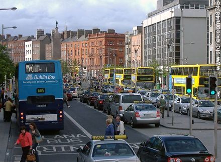 O'Connel Street. Row of double-decker bus. - Ireland - BRITISH ISLANDS. Photo #48746