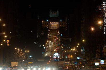 Avenida del Libertador. Palacio Legislativo. - Department of Montevideo - URUGUAY. Photo #49454