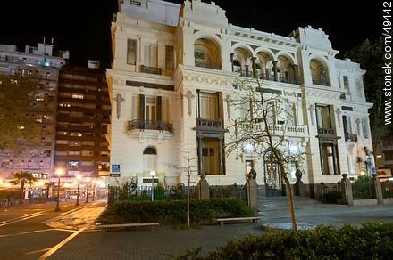 Palacio Francisco Piria. Building of the Supreme Court. Pasaje de los Derechos Humanos. - Department of Montevideo - URUGUAY. Photo #49442