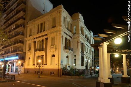 Palacio Francisco Piria. Building of the Supreme Court. - Department of Montevideo - URUGUAY. Photo #49434