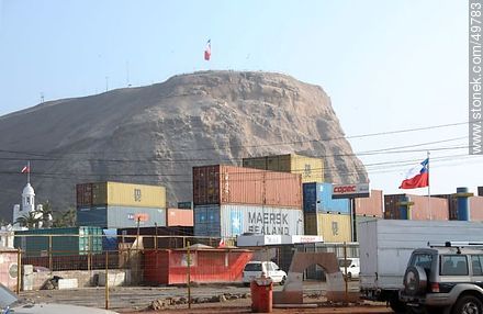 Cargo containers and the Morro de Arica - Chile - Others in SOUTH AMERICA. Photo #49783