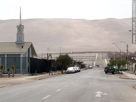 Iglesia mormona en la calle Los Andes. Cerros de Chuño. - Chile - Otros AMÉRICA del SUR. Foto No. 49887