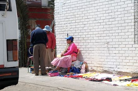 Venta callejera de ropa - Chile - Otros AMÉRICA del SUR. Foto No. 50034