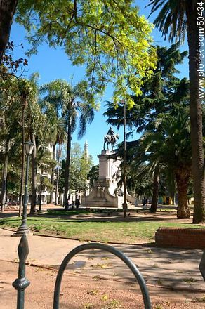 Monumento a Zabala - Departamento de Montevideo - URUGUAY. Foto No. 50434