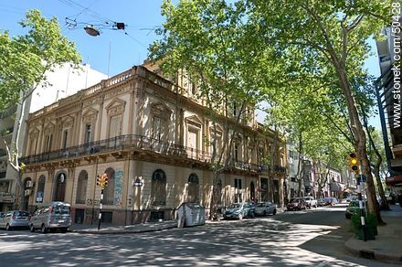 Seat of Codicen in the corner of streets Soriano and Rio Negro - Department of Montevideo - URUGUAY. Photo #50428