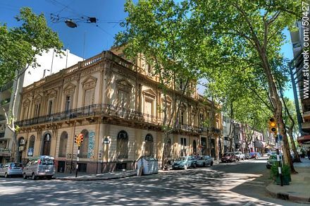 Seat of Codicen in the corner of streets Soriano and Rio Negro - Department of Montevideo - URUGUAY. Photo #50427