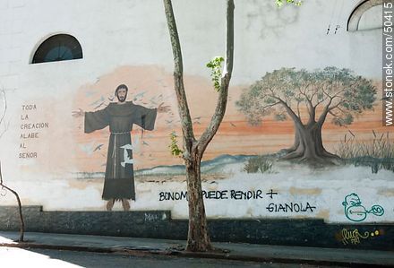 Exterior painting of the Conventual Parish. - Department of Montevideo - URUGUAY. Photo #50415