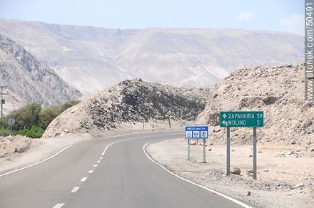 Route 11. Detour to  Molinos. Zapahuira, 59 kilometers. - Chile - Others in SOUTH AMERICA. Photo #50491