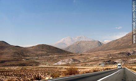 Ruta 11 hacia Putre desde Arica - Chile - Otros AMÉRICA del SUR. Foto No. 50611