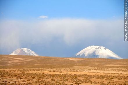 Cima de los volcanes Parinacota y Pomerape. - Chile - Otros AMÉRICA del SUR. Foto No. 50775