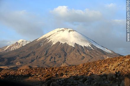 Volcán Parinacota al atardecer - Chile - Otros AMÉRICA del SUR. Foto No. 50706