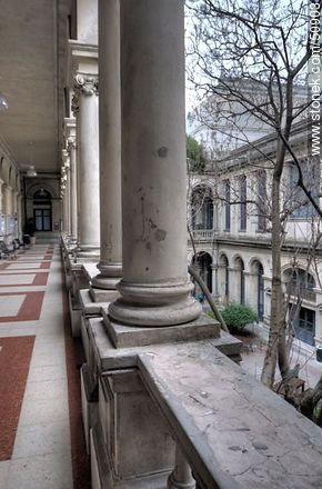 School of Law. - Department of Montevideo - URUGUAY. Photo #50903