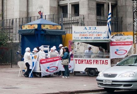 Asociación Tortafriteros del Uruguay in 18 de Julio Ave. and Tristán Narvaja St. - Department of Montevideo - URUGUAY. Photo #50888