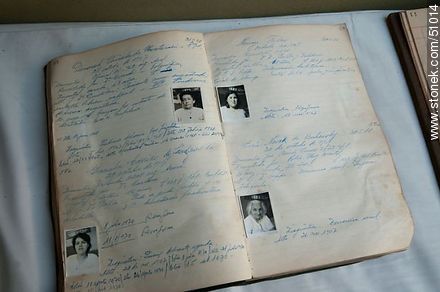 Old record book of the hospital Vilardebó. - Department of Montevideo - URUGUAY. Photo #51014