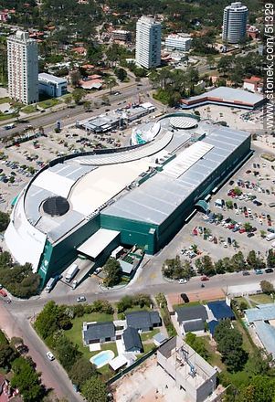 Punta Shopping Mall in Roosevelt Ave. - Punta del Este and its near resorts - URUGUAY. Photo #51329