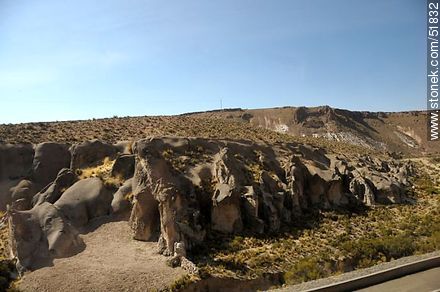 Geografía altiplánica desde la Ruta Nacional 4 de Bolivia - Bolivia - Otros AMÉRICA del SUR. Foto No. 51832