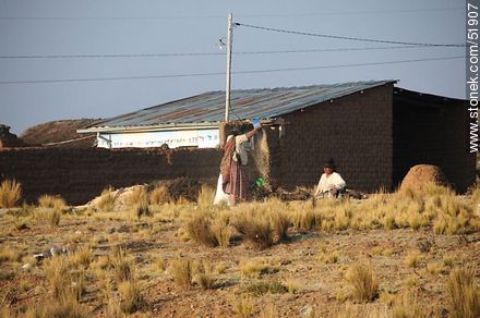 Campesinas en trabajo de campo boliviano - Bolivia - Otros AMÉRICA del SUR. Foto No. 51907