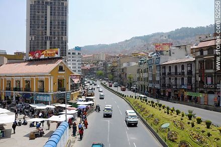 Avenida Mariscal Santa Cruz desde un puente peatonal. - Bolivia - Otros AMÉRICA del SUR. Foto No. 52256