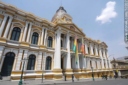 Bolivar Street. Congreso Nacional de Bolivia, seat of the Legislature. Congress. - Bolivia - Others in SOUTH AMERICA. Photo #52202