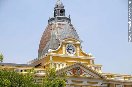 Cúpula, reloj y escudo boliviano del Congreso Nacional de Bolivia - Bolivia - Otros AMÉRICA del SUR. Foto No. 52170