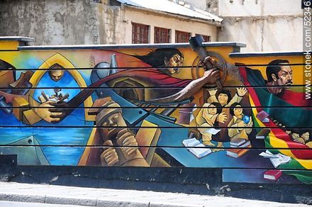 Grafiti frente al Palacio Consistorial. Gobierno Municipal de La Paz. Alcaldía. Calle Mercado. - Bolivia - Otros AMÉRICA del SUR. Foto No. 52346