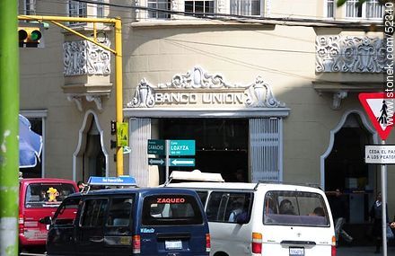 Banco Unión at Avenida Camacho y Calle Loayza - Bolivia - Others in SOUTH AMERICA. Photo #52340