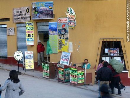 Currency exchange at Av. 6 de Agosto in Copacabana, Bolivia - Bolivia - Others in SOUTH AMERICA. Photo #52383