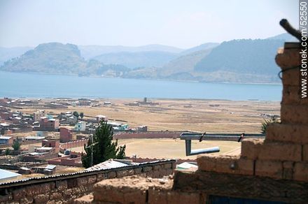 Copacabana sobre el lago Titicaca - Bolivia - Otros AMÉRICA del SUR. Foto No. 52550
