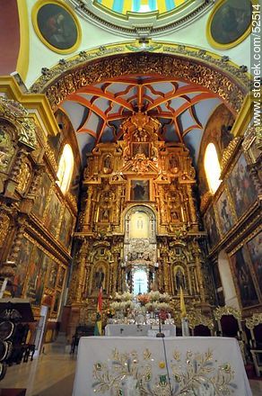 Interior de la Basílica de Nuestra Señora de Copacabana - Bolivia - Otros AMÉRICA del SUR. Foto No. 52514