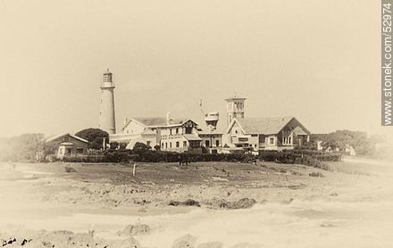 Old photo of the peninsula of Punta del Este with the lighthouse and the tower of the Church of the Candelaria - Punta del Este and its near resorts - URUGUAY. Photo #52974